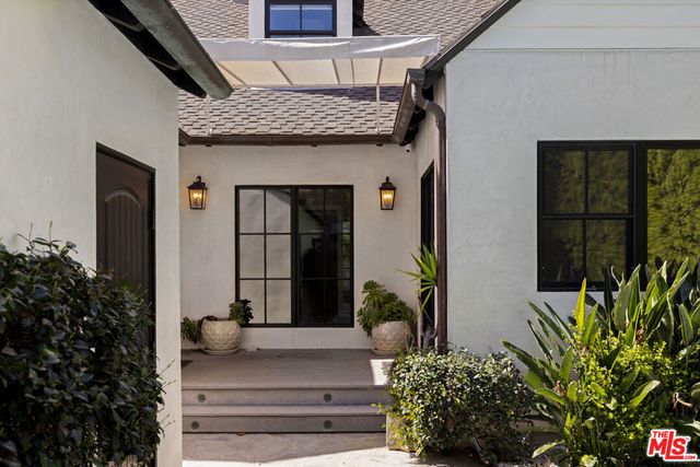 4316 N Clybourn Avenue, Burbank, CA 91505