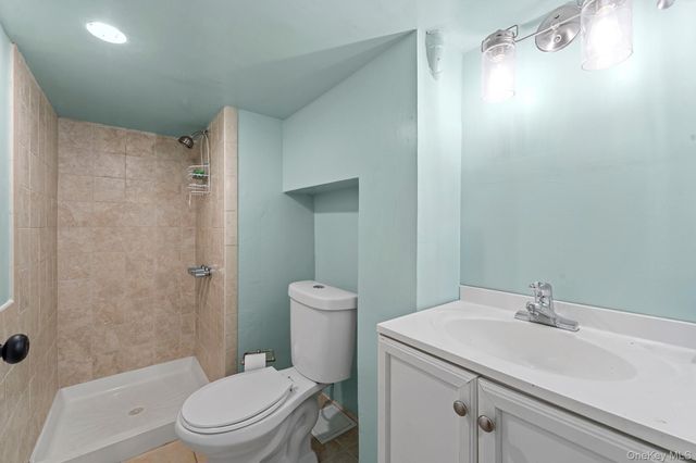 43 Dewitt Street, Valley Stream, NY 11580