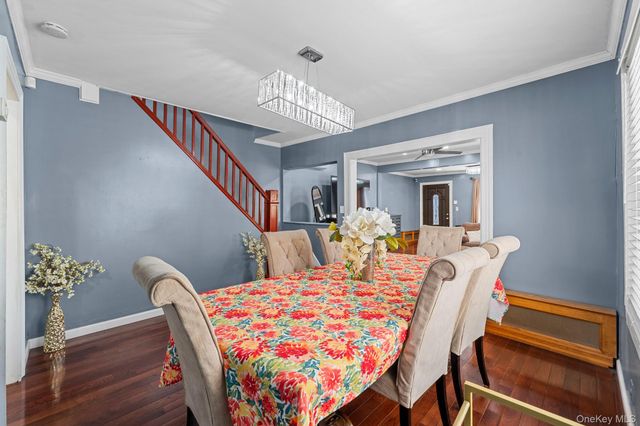 43 Dewitt Street, Valley Stream, NY 11580