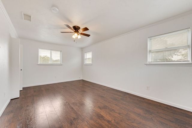 244 Palomino Drive, Saginaw, TX 76179