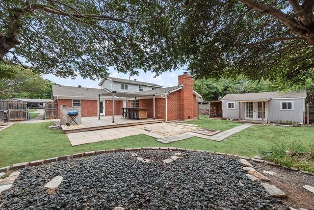 244 Palomino Drive, Saginaw, TX 76179