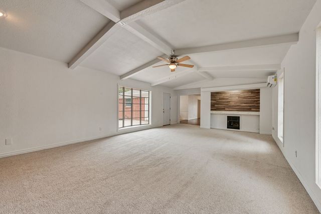 244 Palomino Drive, Saginaw, TX 76179