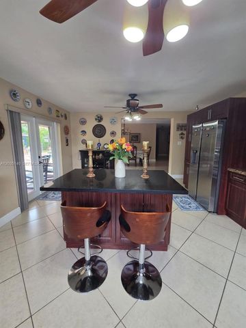 17405 SW 109th Ct, Miami, FL 33157