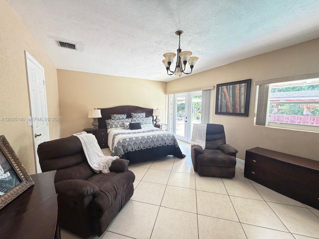 17405 SW 109th Ct, Miami, FL 33157