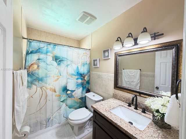 17405 SW 109th Ct, Miami, FL 33157