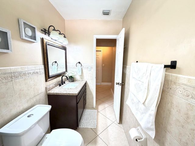 17405 SW 109th Ct, Miami, FL 33157