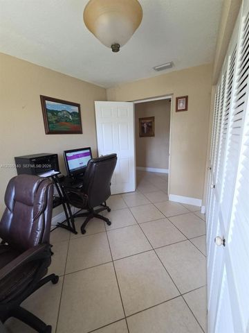 17405 SW 109th Ct, Miami, FL 33157