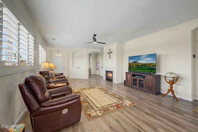 17075 W NORTHAMPTON Road, Surprise, AZ 85374