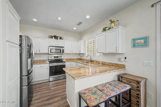 17075 W NORTHAMPTON Road, Surprise, AZ 85374