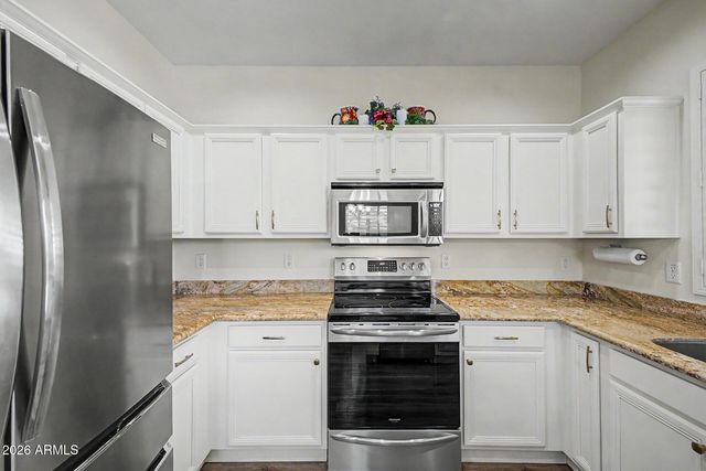 17075 W NORTHAMPTON Road, Surprise, AZ 85374