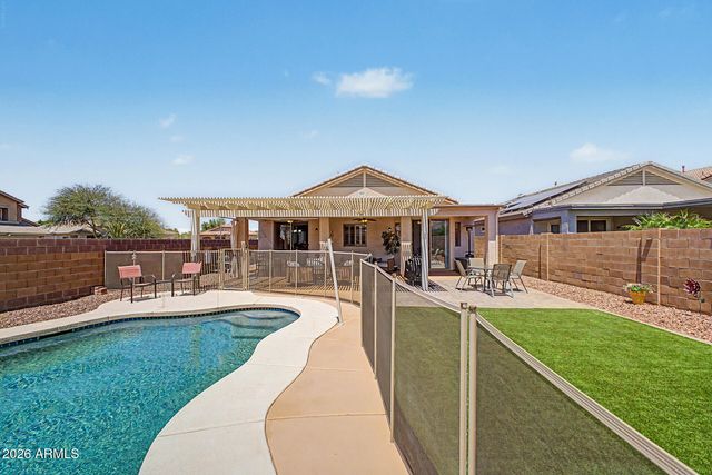 17075 W NORTHAMPTON Road, Surprise, AZ 85374