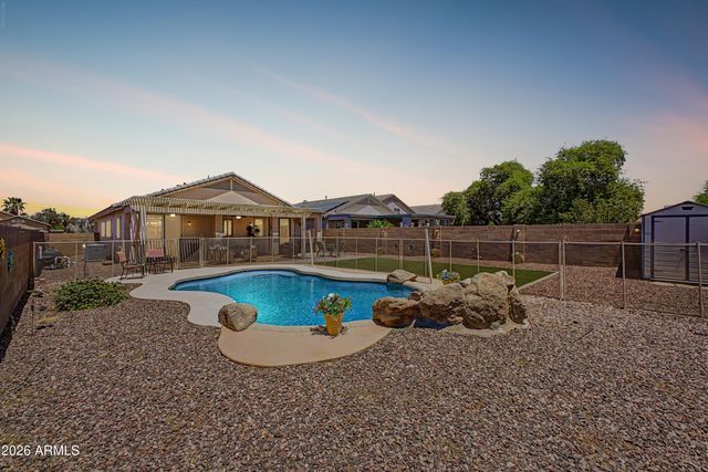 17075 W NORTHAMPTON Road, Surprise, AZ 85374