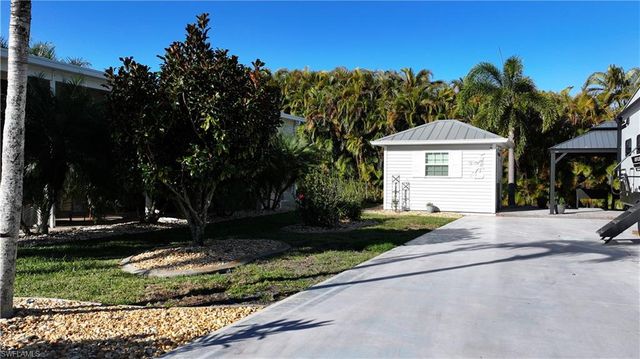 10380 Nightwood DR, Fort Myers, FL 33905