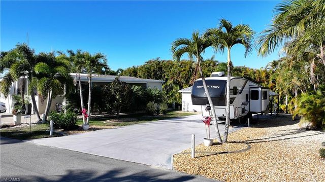 10380 Nightwood DR, Fort Myers, FL 33905