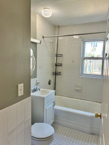 30 Shute Path, Newton, MA 02459