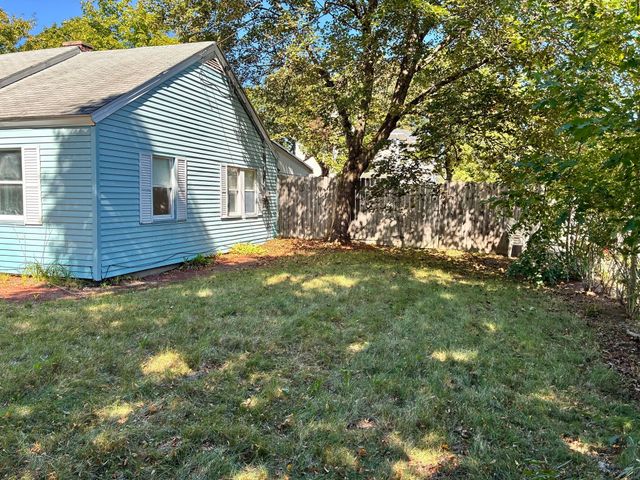 30 Shute Path, Newton, MA 02459