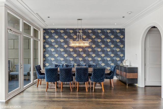 118 E Erie Street 27G, Chicago, IL 60611
