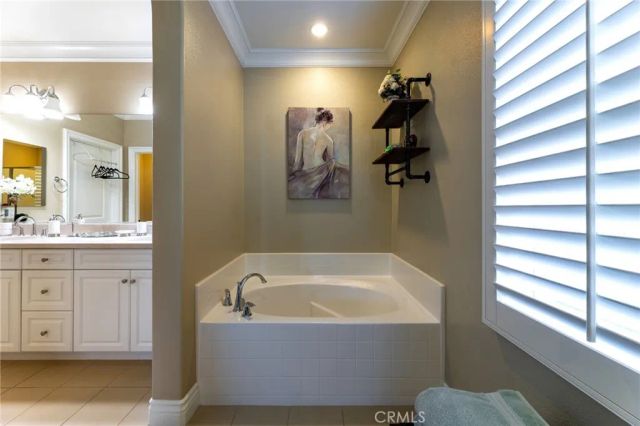 597 S Kroeger Street, Anaheim, CA 92805