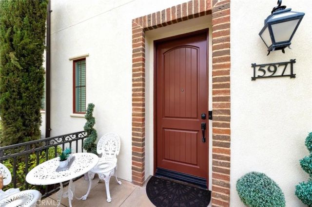 597 S Kroeger Street, Anaheim, CA 92805