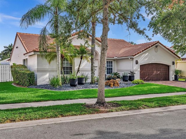 639 Verona Pl, Weston, FL 33326