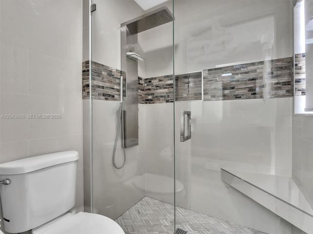 639 Verona Pl, Weston, FL 33326