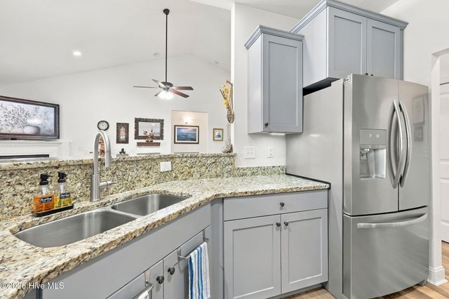 107 Sea Breeze Court, Hampstead, NC 28443