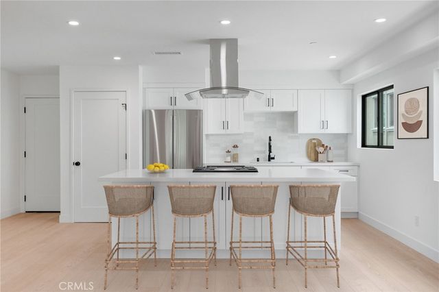 1334 9th Street, Santa Monica, CA 90401