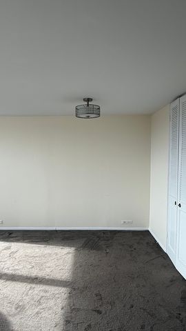 1850 N Clark Street 810, Chicago, IL 60614
