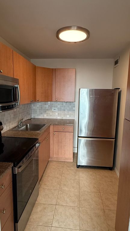1850 N Clark Street 810, Chicago, IL 60614 — photo 5