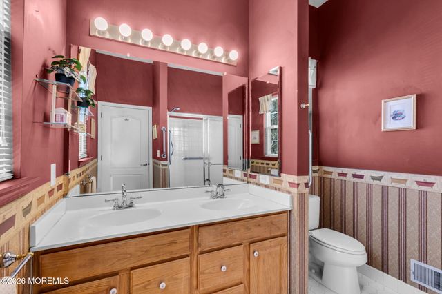 7 Brightwinds Court, Lakewood, NJ 08701