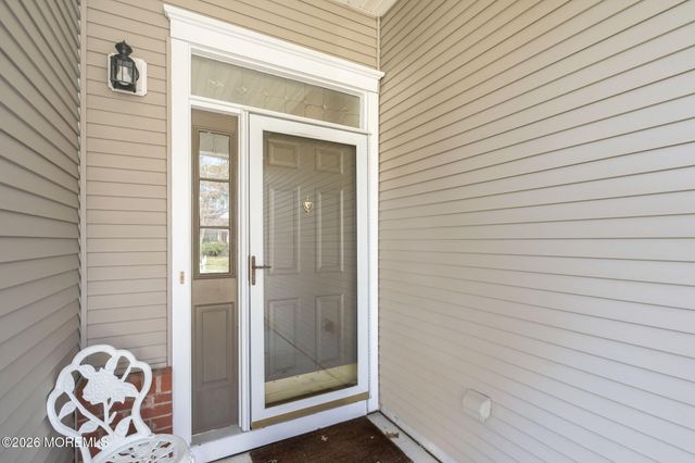 7 Brightwinds Court, Lakewood, NJ 08701