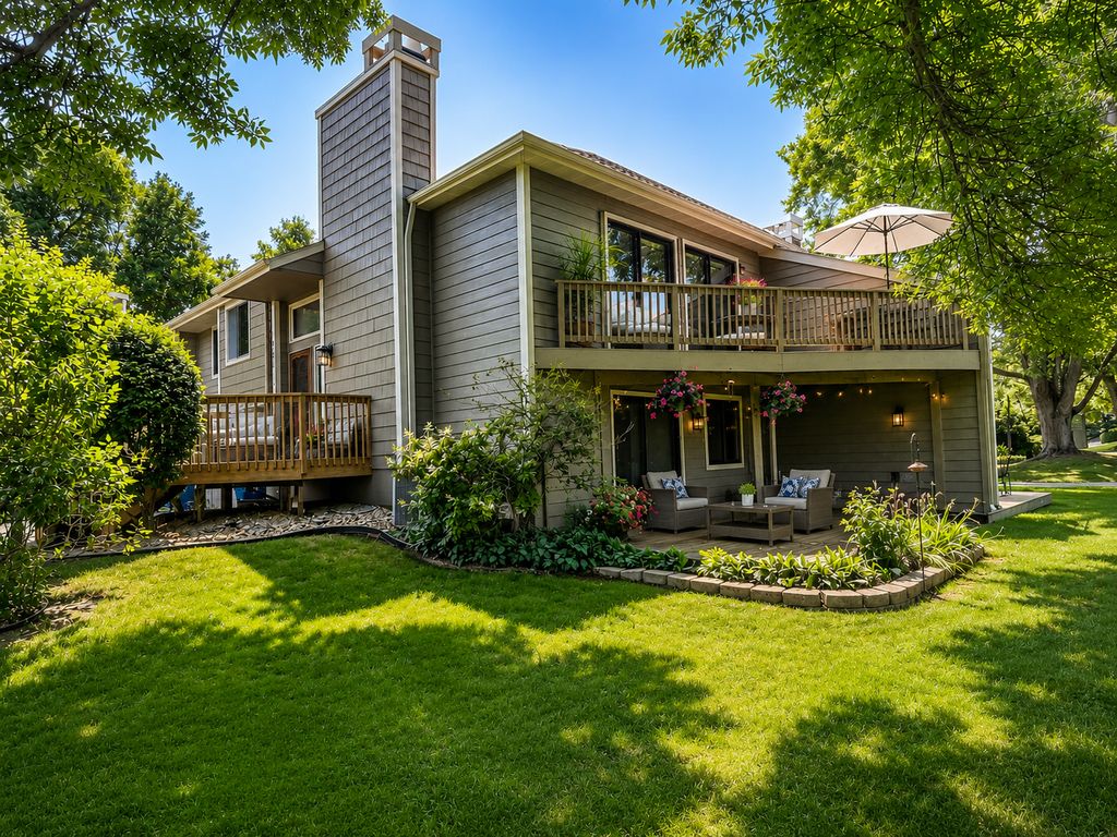 4538 Quantico Lane N, Plymouth, MN 55446
