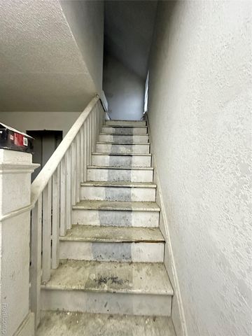 4816 Glenn Avenue, Flint, MI 48505