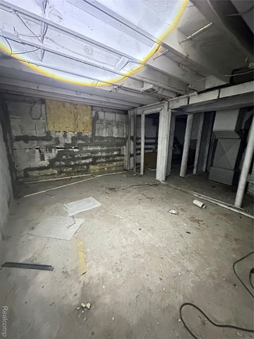 4816 Glenn Avenue, Flint, MI 48505