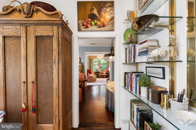 5420 MACARTHUR BLVD NW, Washington, DC 20016