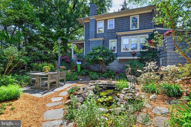 5420 MACARTHUR BLVD NW, Washington, DC 20016