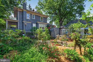 5420 MACARTHUR BLVD NW, Washington, DC 20016