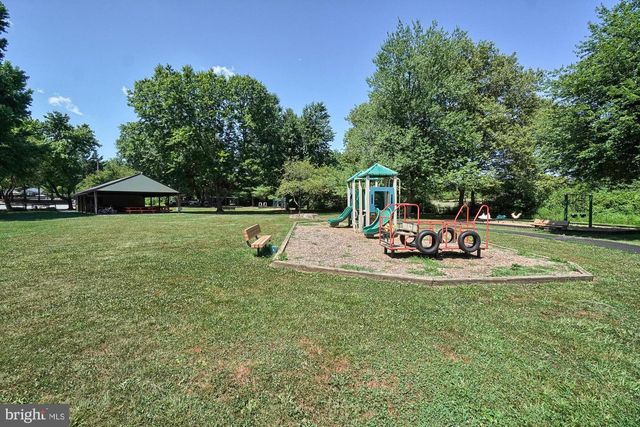 8000 GLENDALE CT, Frederick, MD 21702