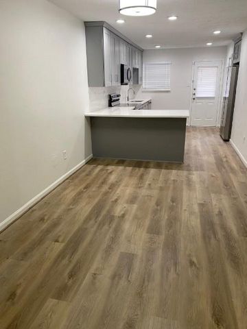 6305 Westward Street 145, Houston, TX 77081
