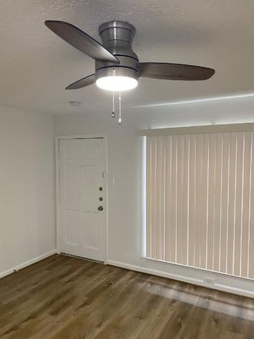 6305 Westward Street 145, Houston, TX 77081