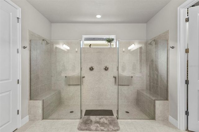 5745 LONG SHORE LOOP, Sarasota, FL 34238