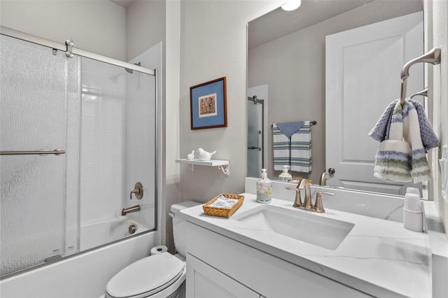 5745 LONG SHORE LOOP, Sarasota, FL 34238