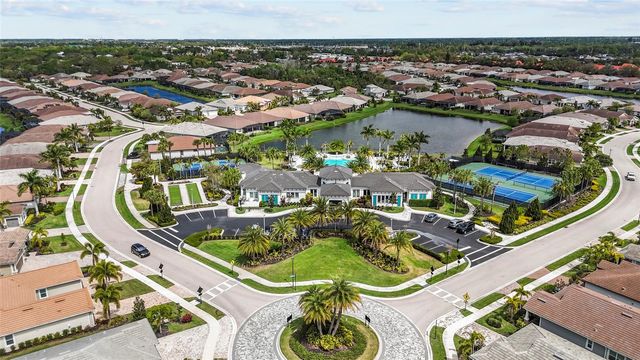 5745 LONG SHORE LOOP, Sarasota, FL 34238