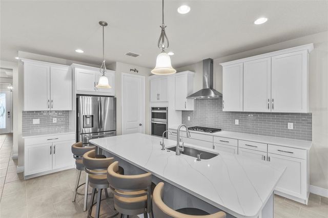 5745 LONG SHORE LOOP, Sarasota, FL 34238