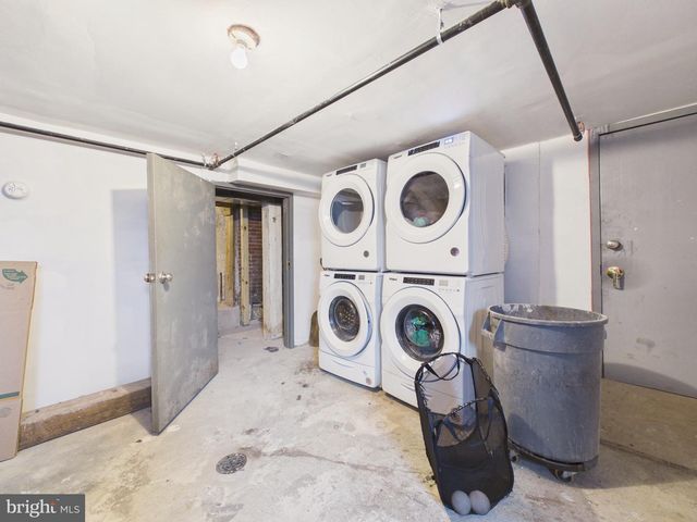 130 STATE ST, Harrisburg, PA 17101