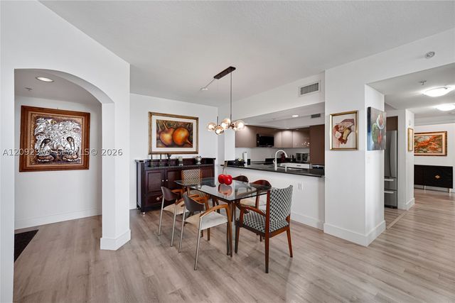 110 N Federal Hwy 1404, Fort Lauderdale, FL 33301