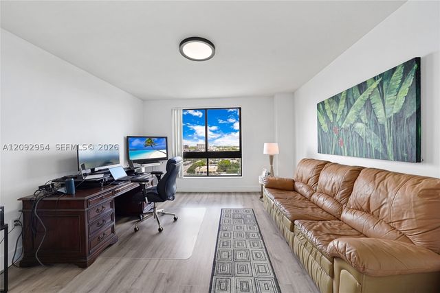110 N Federal Hwy 1404, Fort Lauderdale, FL 33301