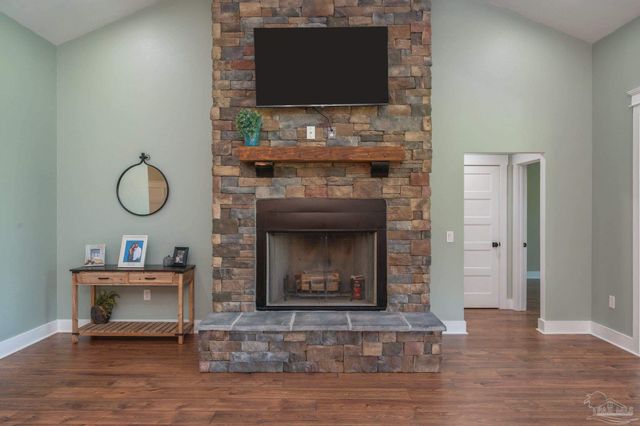 7568 Spears Crossing Ln, Pace, FL 32571
