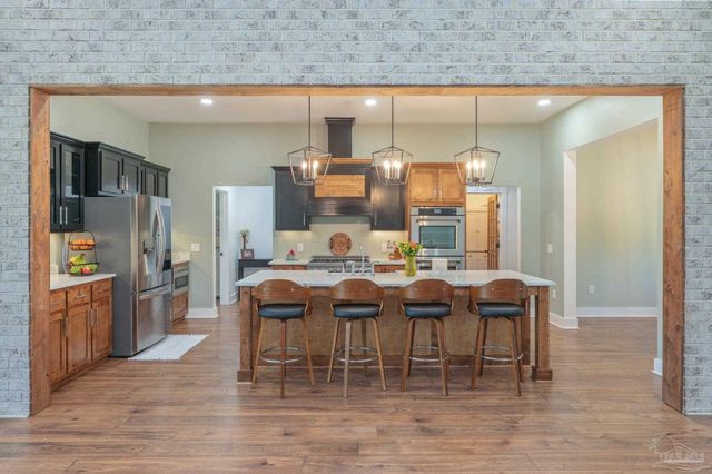 7568 Spears Crossing Ln, Pace, FL 32571