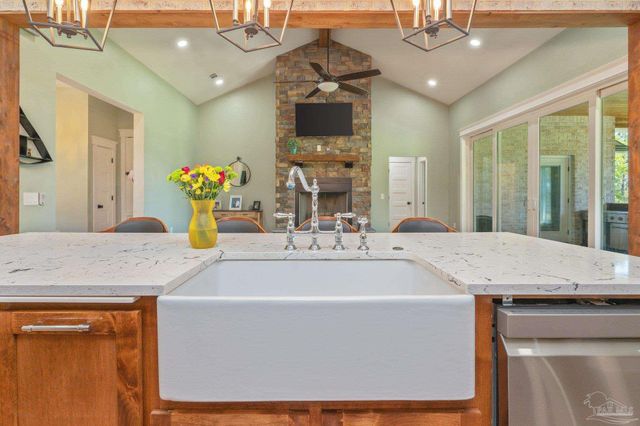 7568 Spears Crossing Ln, Pace, FL 32571